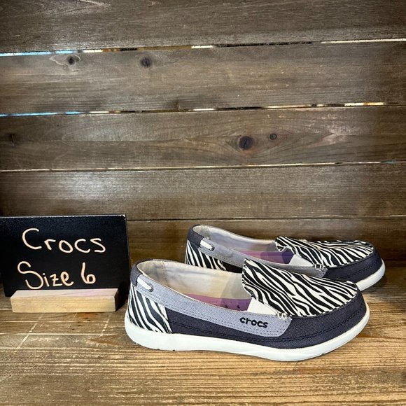 Womens Crocs Walu Black Zebra Print Comfort Casual Slip On Loafers Size 6‎ M GUC - Picture 1 of 6